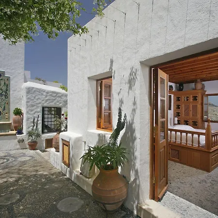 Melenos Art Boutique Hotel 3*